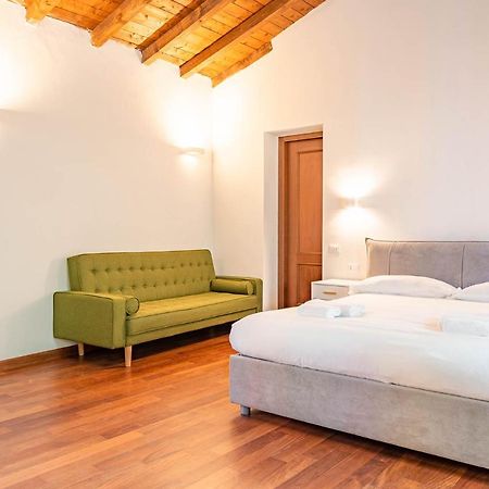 Appartamento Le Guglie In Piazza Castello - Centro Storico Milano Exterior foto